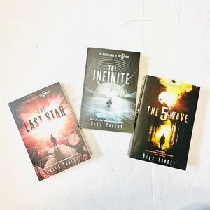 The 5th Wave Boxed Book Gift Set